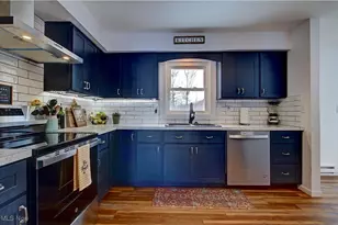 411 Oaknoll Dr, Amherst, OH 44001 - Photo 7