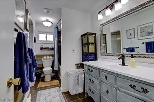 411 Oaknoll Dr, Amherst, OH 44001 - Photo 25