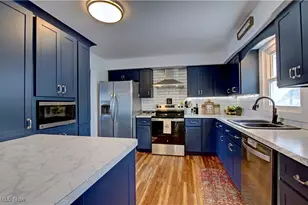 411 Oaknoll Dr, Amherst, OH 44001 - Photo 9