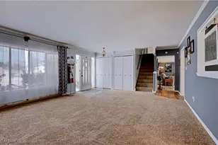 411 Oaknoll Dr, Amherst, OH 44001 - Photo 3