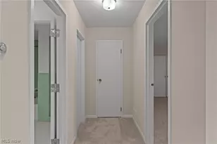 275 N Portage Path, Akron, OH 44303 - Photo 29