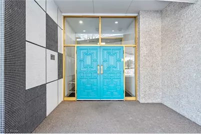 275 N Portage Path #7B, Akron, OH 44303 - Photo 5