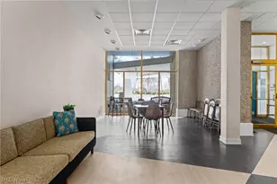 275 N Portage Path, Akron, OH 44303 - Photo 9