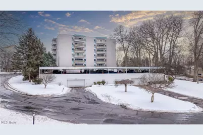 275 N Portage Path #7B, Akron, OH 44303 - Photo 3