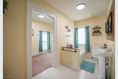 309 Donahey Avenue NE, New Philadelphia, OH 44663 - Photo 35