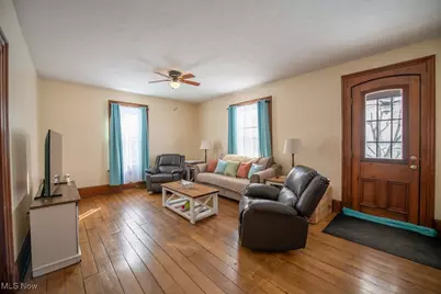 309 Donahey Avenue NE, New Philadelphia, OH 44663 - Photo 11