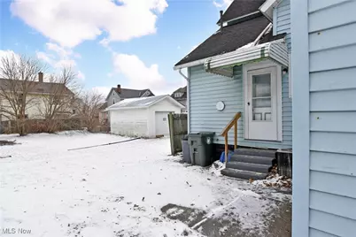 2515 Grigsby Place SW, Canton, OH 44710 - Photo 3