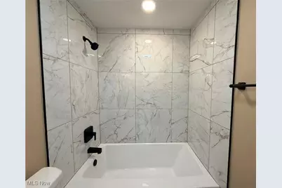 911 Merrick Avenue, Zanesville, OH 43701 - Photo 17