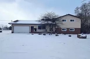 9490 State Route 212 NE, Bolivar, OH 44612 - Photo 3