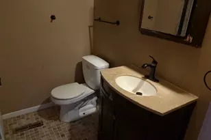 1700 Karg Dr, Akron, OH 44313 - Photo 15