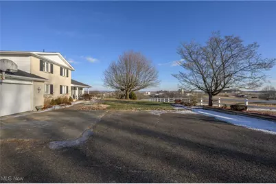 264 Pleasant Valley Road NW, Sugarcreek, OH 44681 - Photo 5