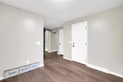 3863 Heckman Street NW, Uniontown, OH 44685 - Photo 19