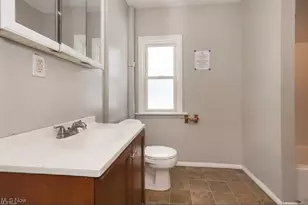 10904 Dixon Rd, Loveland, OH 44111 - Photo 7