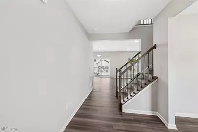 3382 Buckeye Trail, Green, OH 44685 - Photo 5