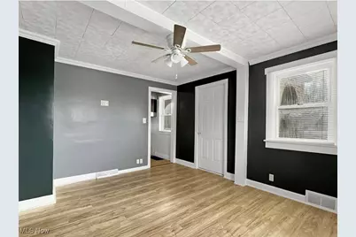 4242 McCartney Road, Lowellville, OH 44436 - Photo 5