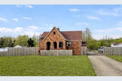 4242 McCartney Road, Lowellville, OH 44436 - Photo 1