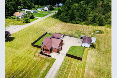 4242 McCartney Road, Lowellville, OH 44436 - Photo 31