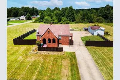 4242 McCartney Road, Lowellville, OH 44436 - Photo 1