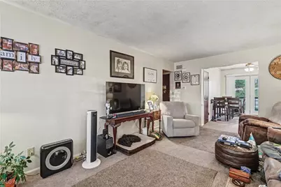 151 W Smiley Avenue #A & B, Shelby, OH 44875 - Photo 3