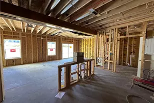 430 Honeycrisp Dr NE, Louisville, OH 44641 - Photo 3