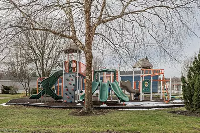 6610 Lear Nagle Road #33, North Ridgeville, OH 44039 - Photo 17