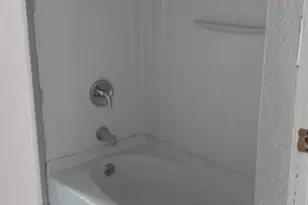 11705 Fairport Ave, Loveland, OH 44108 - Photo 3