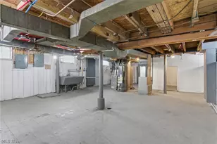 1304 W 73rd St, Loveland, OH 44102 - Photo 39