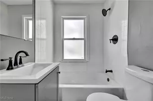 1304 W 73rd St, Loveland, OH 44102 - Photo 37