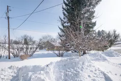 4710 Brunnerdale Avenue NW, Canton, OH 44718 - Photo 45