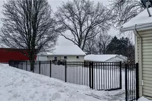 233 W Main St, Sugarcreek, OH 44681 - Photo 5