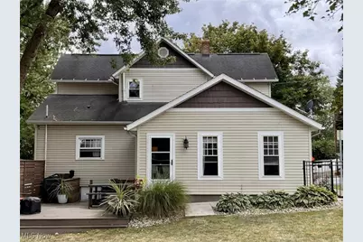 233 W Main Street, Sugarcreek, OH 44681 - Photo 7