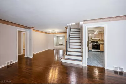 23211 Fernwood Drive, Beachwood, OH 44122 - Photo 5