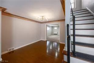 23211 Fernwood Dr, Beachwood, OH 44122 - Photo 7