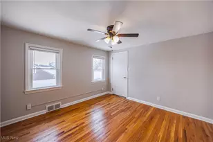 23211 Fernwood Dr, Beachwood, OH 44122 - Photo 29