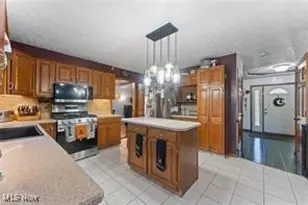 2319 Hunters Ridge, Boardman, OH 44512 - Photo 11