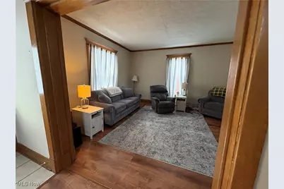 913 Foster Avenue, Cambridge, OH 43725 - Photo 5