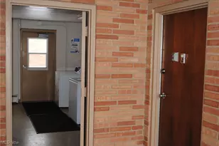 501 Tollis Pkwy, Grandview Heights, OH 44147 - Photo 11