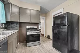 779 Kling St, Akron, OH 44311 - Photo 15