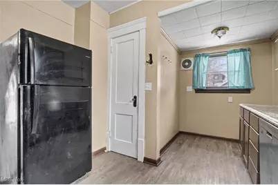 779 Kling Street, Akron, OH 44311 - Photo 17