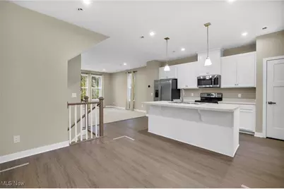 316 E Reno Drive, Louisville, OH 44641 - Photo 9