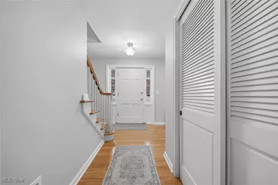 762 Summit Circle SE, North Canton, OH 44720 - Photo 3