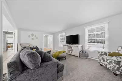 762 Summit Circle SE, North Canton, OH 44720 - Photo 7