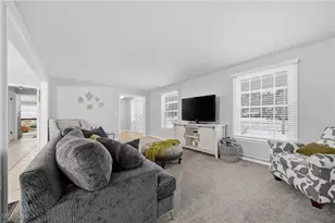 762 Summit Cir SE, North Canton, OH 44720 - Photo 7