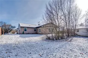 398 Crestview Ave, Akron, OH 44320 - Photo 41