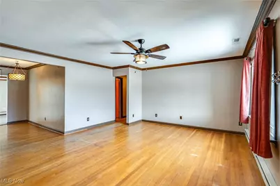 398 Crestview Avenue, Akron, OH 44320 - Photo 3