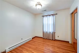 398 Crestview Ave, Akron, OH 44320 - Photo 23