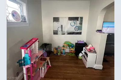 7409 Dearborn Avenue, Loveland, OH 44102 - Photo 33