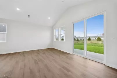 2164 Myla Way, Amherst, OH 44001 - Photo 5