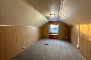 912 E Archwood Ave, Akron, OH 44306 - Photo 11