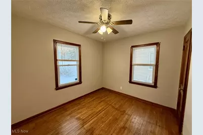 912 E Archwood Avenue, Akron, OH 44306 - Photo 7